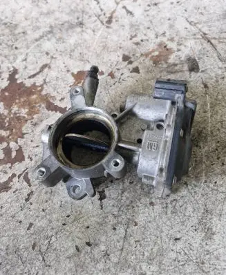 Opel Insignia A Throttle valve 50569200