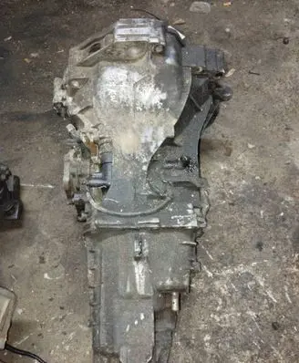 Volkswagen PASSAT B5.5 Manual 5 speed gearbox 012301103AD