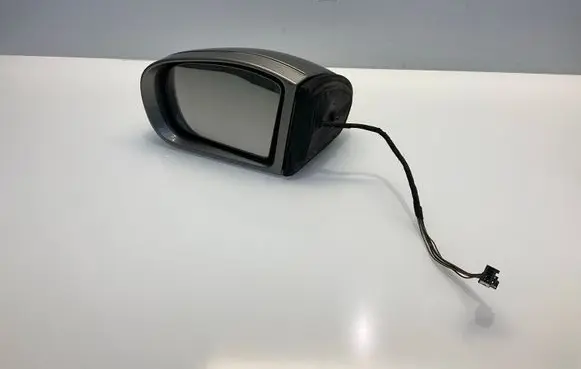 Mercedes-Benz C W203 Front door electric wing mirror