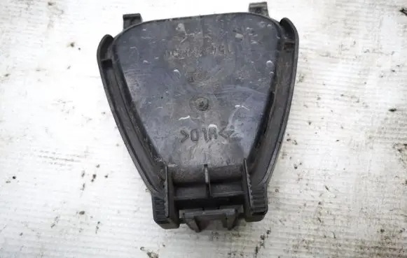 Volkswagen PASSAT B5.5 Headlight/headlamp dust cover 15443300 154433-00
