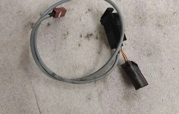 Toyota Prius+ (ZVW40) USB socket connector 8619048030 CALS0871G 103641
