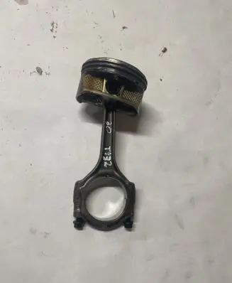 Dodge Challenger Piston 96L64