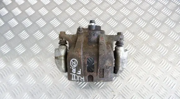 Lexus RX 330 - 350 - 400H Front brake caliper 4773048140 4773048120