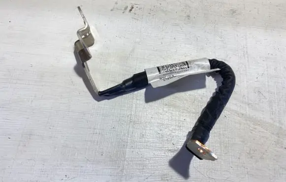 Volvo XC90 Positive cable (battery) 31499992