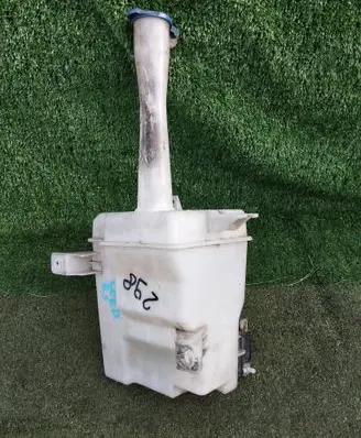 KIA Ceed Windshield washer fluid reservoir/tank 986101H000 985101F100 986101H100
