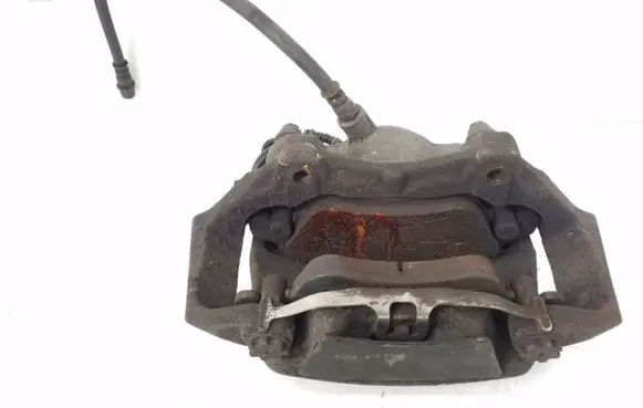 Mercedes-Benz CLS C218 X218 Front brake caliper A2044213681