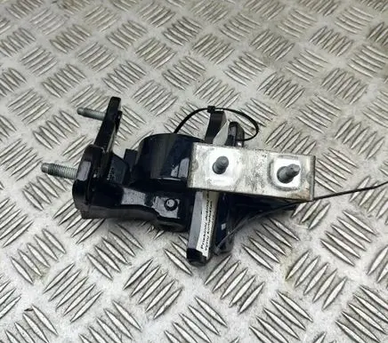 Mercedes-Benz C W205 Front door hinges set A2057200437 A2057200237
