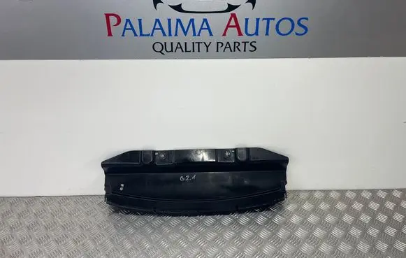 Radiator trim