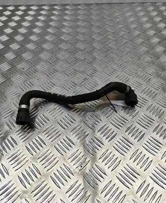 BMW 4 F32 F33 Engine coolant pipe/hose 8573187