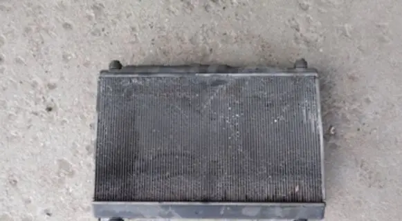 Toyota Avensis Verso Coolant radiator