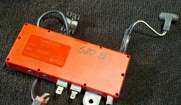 Volvo S80 Aerial antenna amplifier 9459991 AAR732
