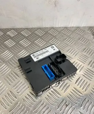 Audi A6 S6 C6 4F Light module LCM 4F0907289G 4F0910289G