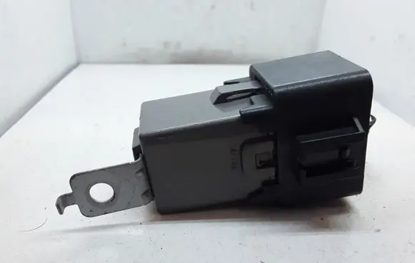 KIA Ceed Other relay 937101H000 12V85CM