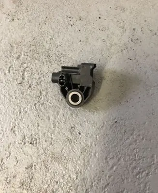 Mercedes-Benz C W205 Airbag deployment crash/impact sensor A2139051300
