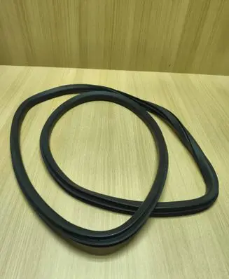 Seat Leon (5F) Front door rubber seal 8P4867565