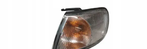 Nissan Almera N16 Front indicator light 082151577