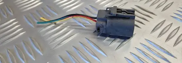 Nissan Almera N16 Wires (generator/alternator) 