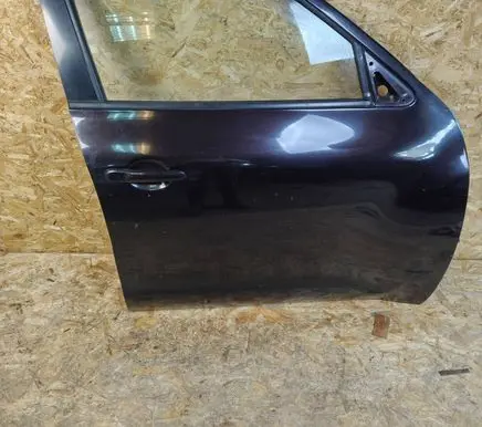 Nissan Juke I F15 Front door 