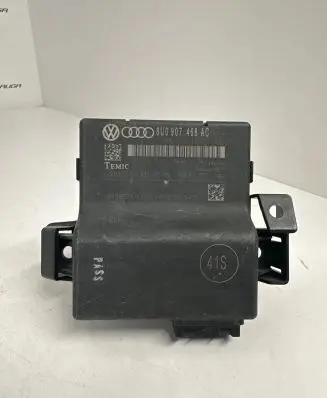 Audi A3 S3 8V Gateway control module 8U0907468AC 8W0907468G 2840652914