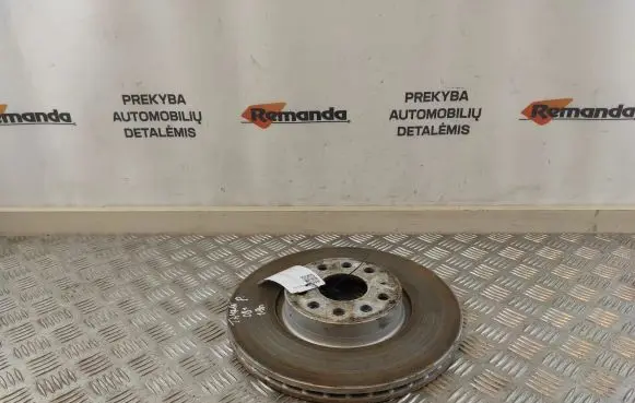 Volkswagen Touran I Front brake disc