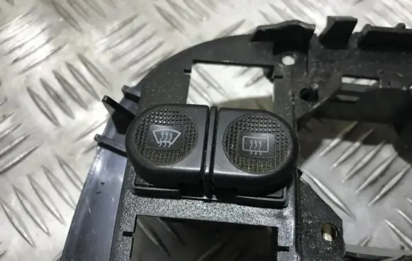 Volkswagen Sharan Windscreen/window heater switch