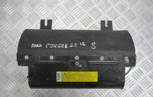 Ford Cougar Steering wheel airbag