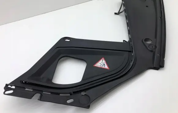 BMW 5 F10 F11 Fender end trim 