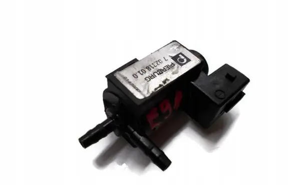 BMW 3 E90 E91 Vacuum valve 702318010