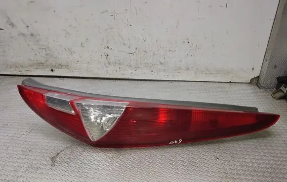 Fiat Punto (176) Rear/tail lights 286202 517214780