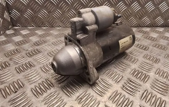 Mercedes-Benz E W212 Starter motor A6519062800 0001139065 0001139066