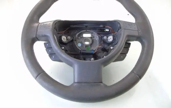 Opel Tigra B Steering wheel