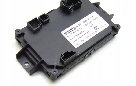 Mercedes-Benz CLS C218 X218 Engine control unit/module A0009005602