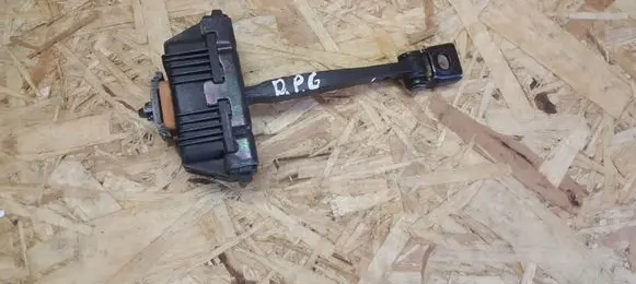 BMW 5 E60 E61 Rear door check strap stopper 7176805