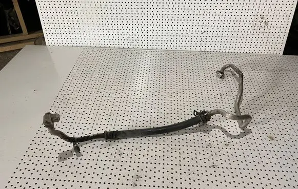Subaru Outback Air conditioning (A/C) pipe/hose
