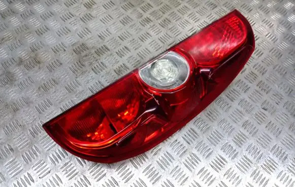 Opel Combo D Rear/tail lights