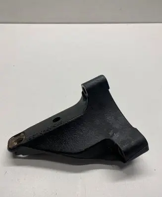 Toyota Sienna XL30 III Engine mounting bracket 123150P020
