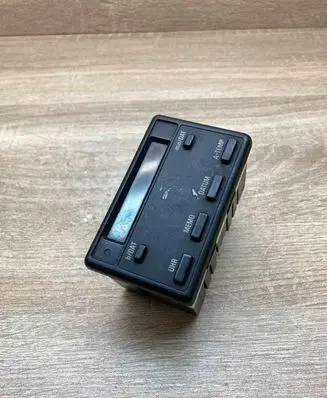 BMW 5 E34 Clock 1374288 WITHPLUG