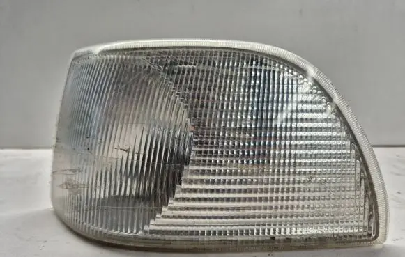 Volvo S70 V70 V70 XC Front indicator light