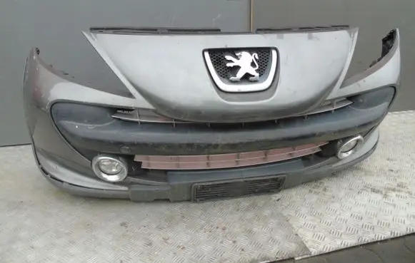Peugeot 207 Front bumper
