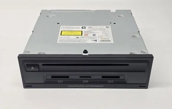 Volkswagen Touareg II Navigation unit CD/DVD player 