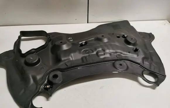 BMW X5 G05 Other engine bay part 7424945