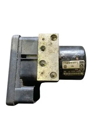 Volkswagen Golf V ABS Pump 1C0907379D 1J0614417C