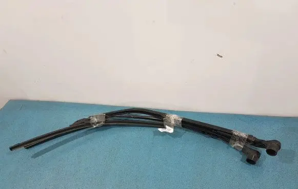 Mazda 3 II Front wiper blade arm