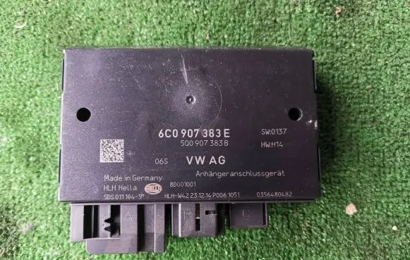 Volkswagen Polo V 6R Tow bar trailer control unit/module 6C0907383E 5Q0907383B