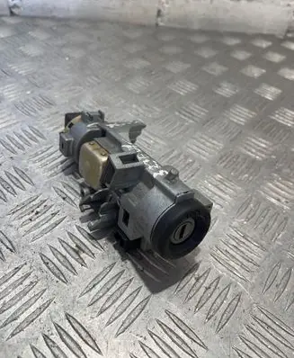 Mazda 323 Ignition lock