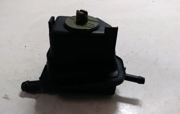 Audi A3 S3 8L Power steering fluid tank/reservoir 1J0422371C