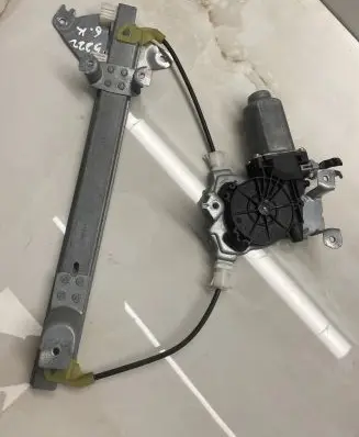 Nissan Qashqai Rear door window regulator with motor 119766 0910B2