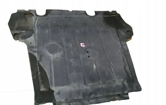 Renault Captur Engine splash shield/under tray 8200540585