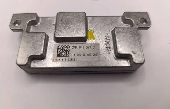 Volkswagen PASSAT B8 LED ballast control module 7PP941597C