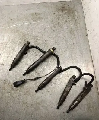 Fuel injectors set